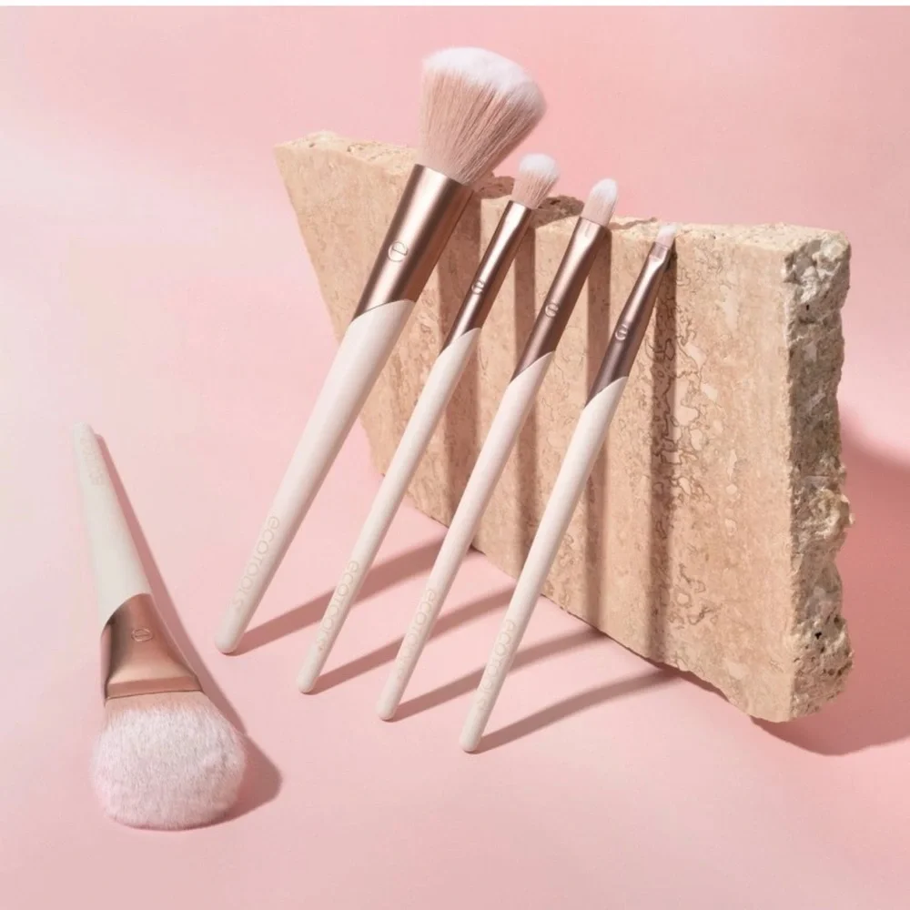🎉Host Pick 4/15 🎉 New in BOX Ecotools Natural Elegance Brush Kit - Picture 2 of 5